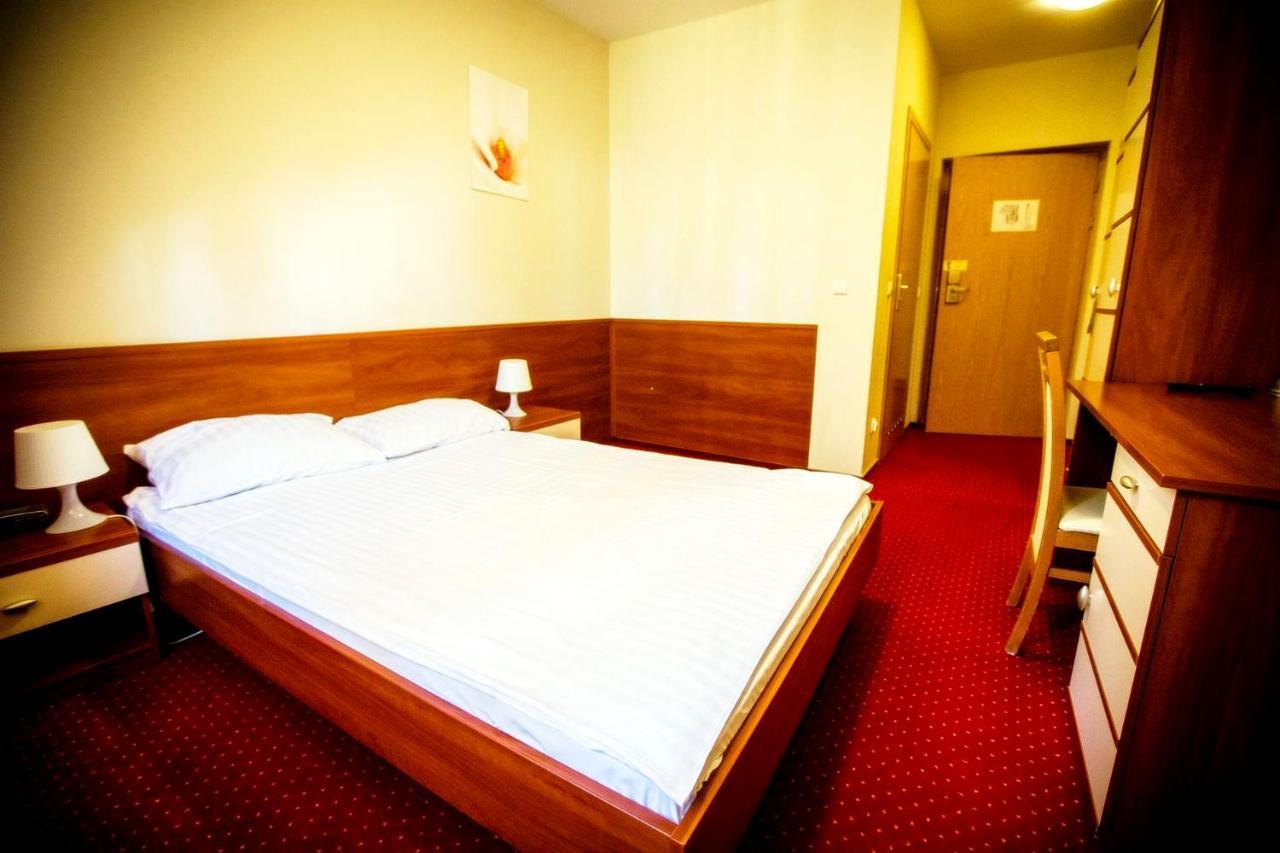 Hotel Luka Radom Dış mekan fotoğraf